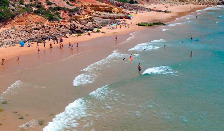 Zavial-Vila-do-Bispo-surf